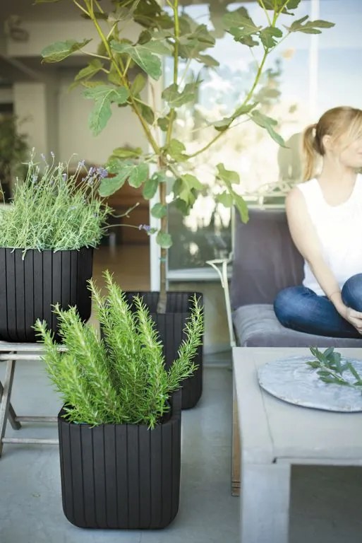 Ghiveci CUBE PLANTER M, maro