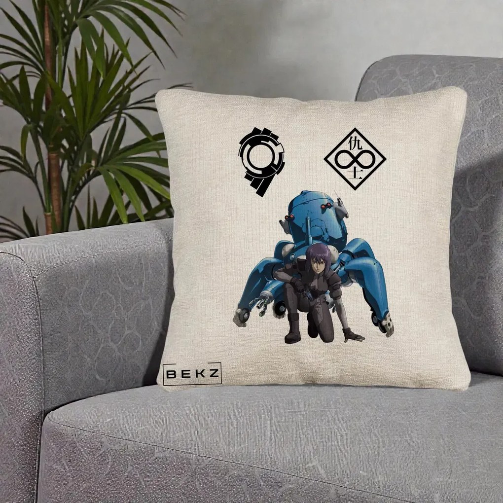 Perna Personalizata Ghost in the Shell Motoko si Tachikoma, 40x40 cm, Bej Canapea, Husa Detasabila, Perna Inclusa, BEKZ®