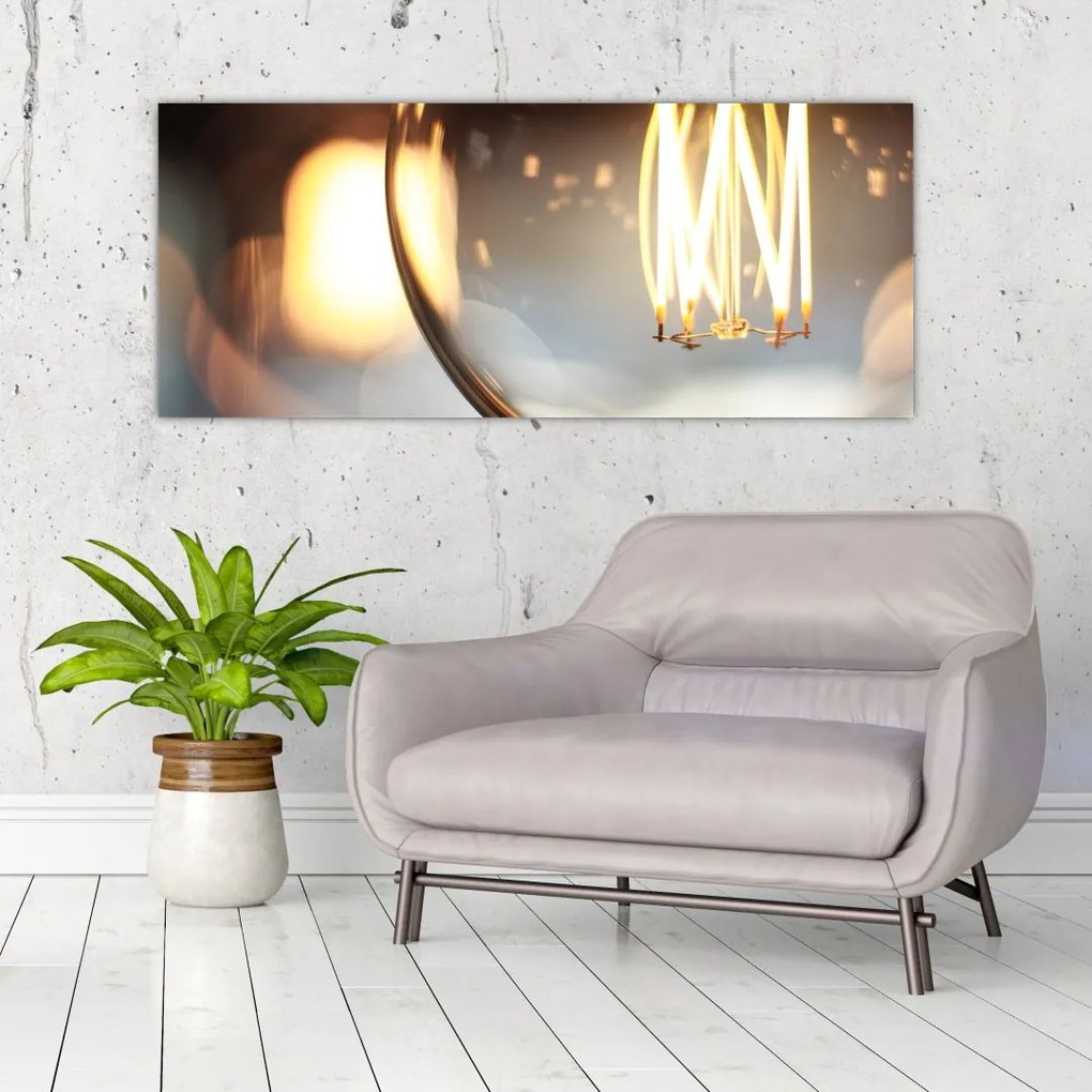 Tablou cu becul aprins (120x50 cm)