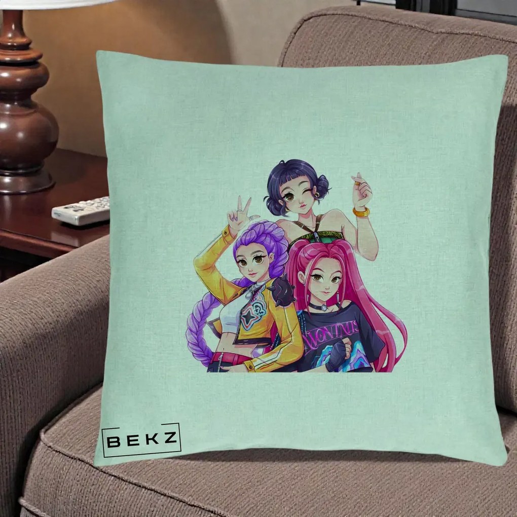 Perna Personalizata K-pop HUNTRX Trio Animat Fete Foto, 40x40 cm, Verde Menta, Husa Detasabila, Perna Inclusa, BEKZ®