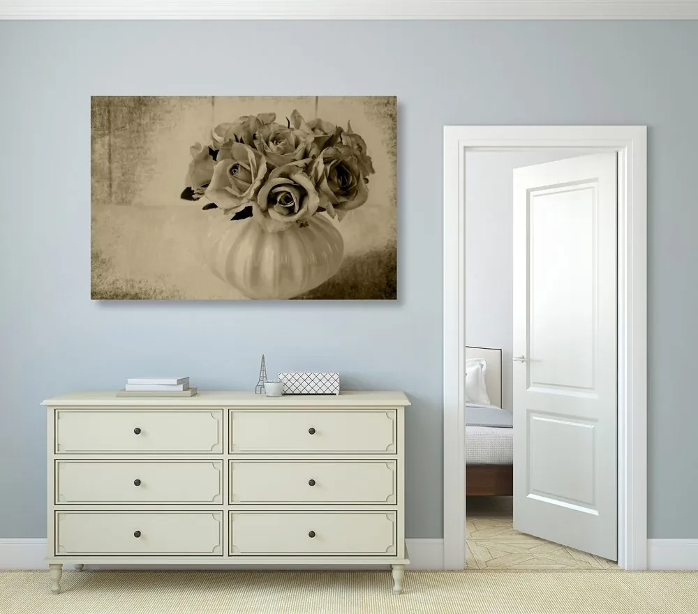 Tablou trandafiri în vază în design sepia