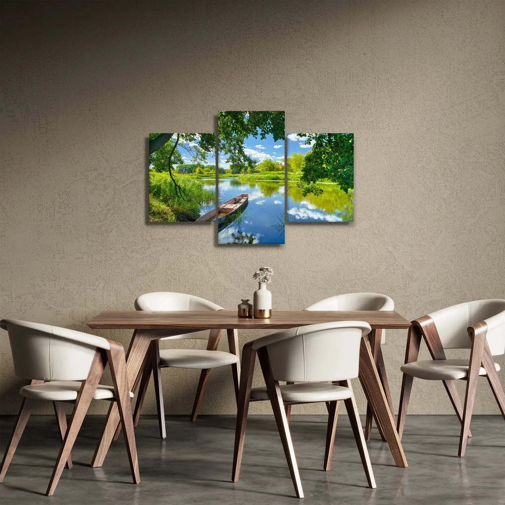 Tablou cu râu de vară și barcă (90x60 cm)