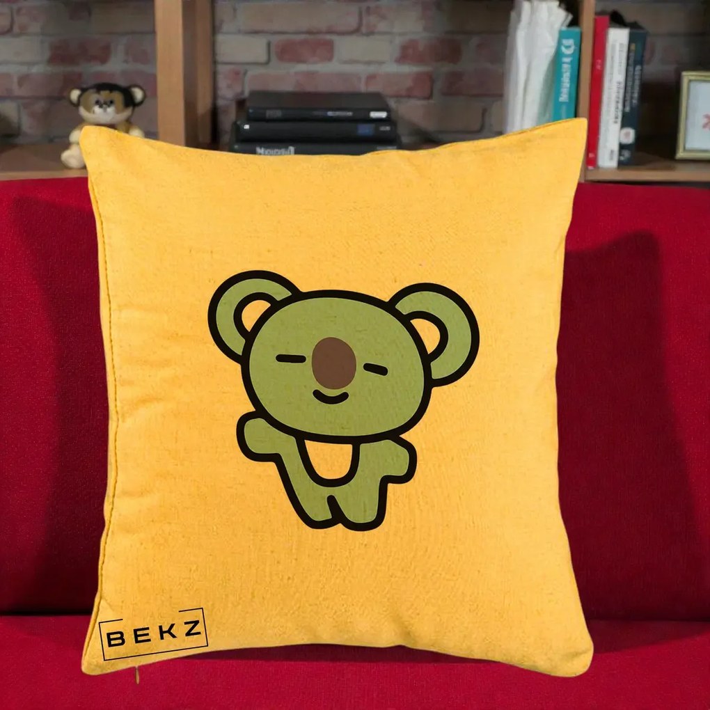 Perna Personalizata BT21 Koya Kawaii, 40x40 cm, Galben, Husa Detasabila, Perna Inclusa, BEKZ®