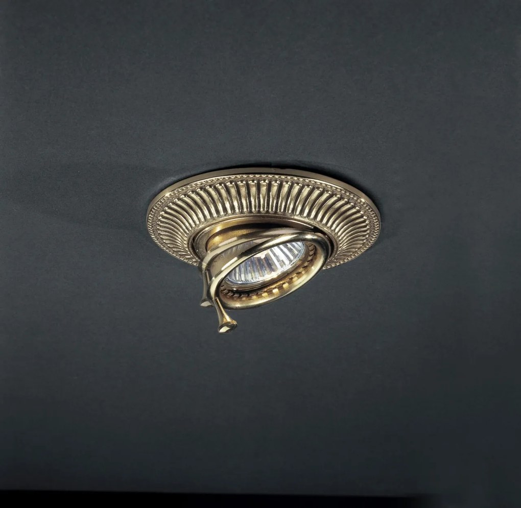 Spot incastrabil directionabil design clasic din alama SPOT 1082