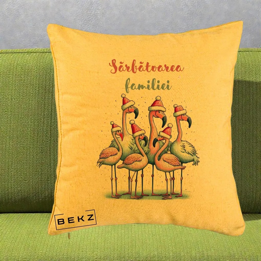 Perna Decorativa Flamingo Craciun Sarbatoarea Familiei, 40x40 cm, Galben, Husa Detasabila, Perna Inclusa, BEKZ®