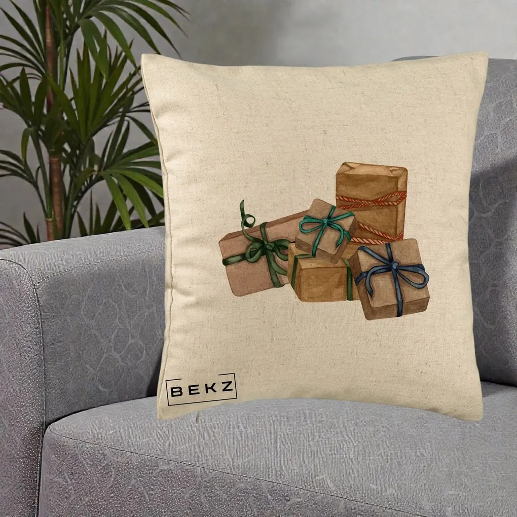 Perna Decorativa Cadouri de Craciun Kraft, 40x40 cm, Bej, Husa Detasabila, Perna Inclusa, BEKZ®