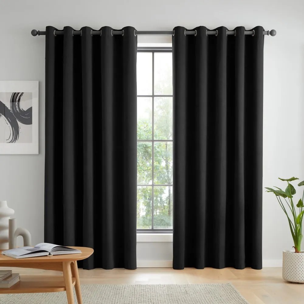 Draperii negre blackout 2 buc. 117x137 cm Wilson – Catherine Lansfield