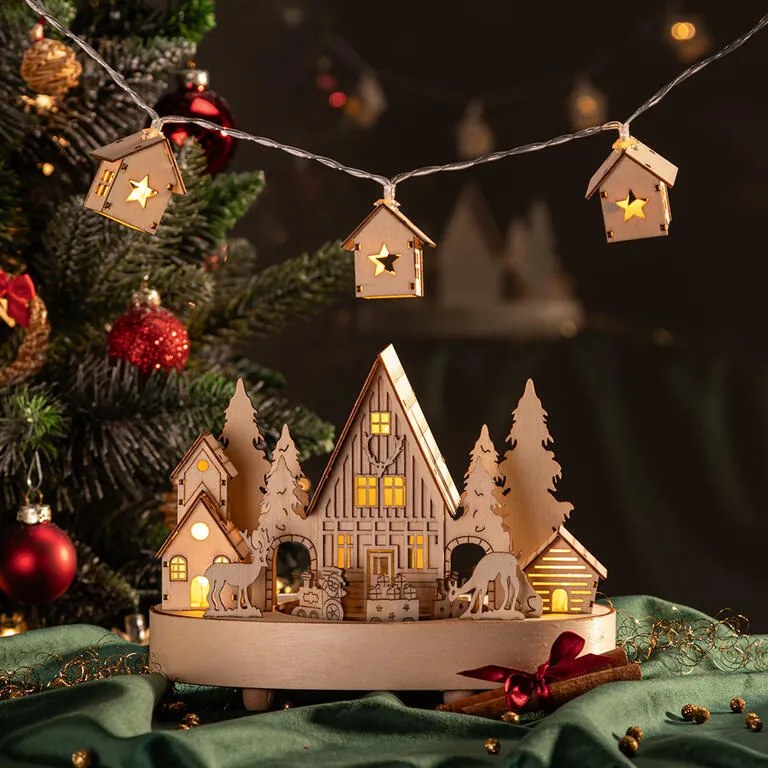 Instalaţie lumini cu căsuţe din lemn