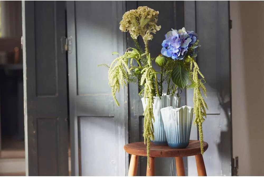 Vază albastru-deschis din ceramică (înălțime 20,5 cm) Hammershøi – Kähler Design