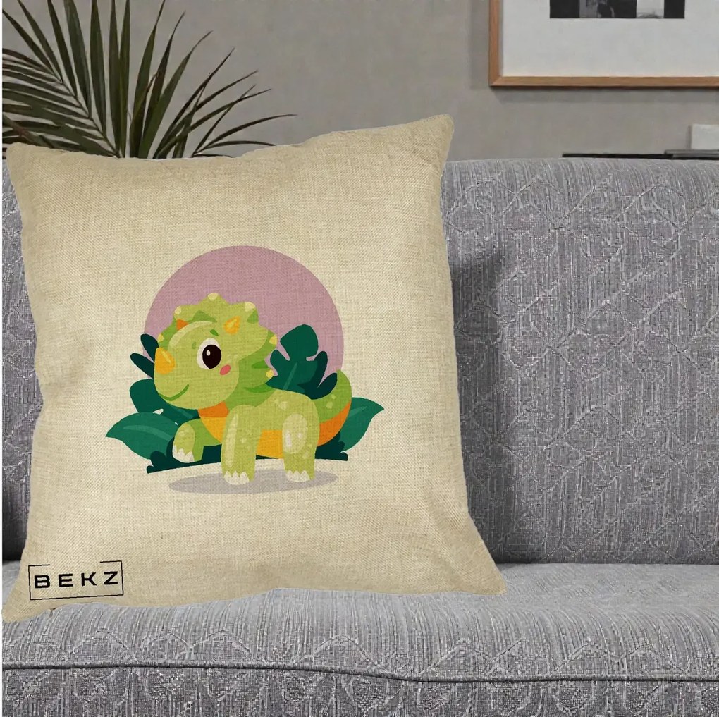 Perna Decorativa Triceratops Kawaii Verde, 40x40 cm, Crem, Husa Detasabila, Perna Inclusa, BEKZ®