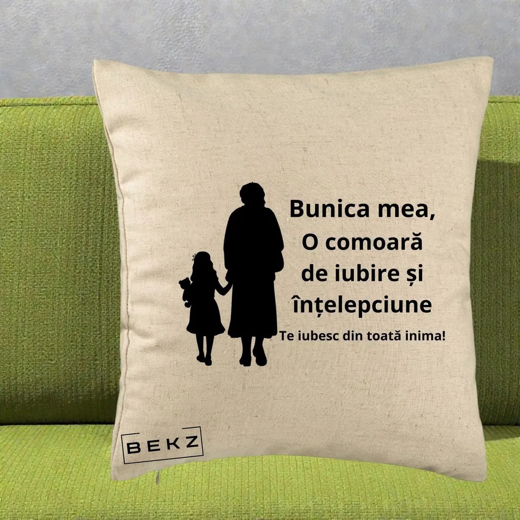 Cadou pentru Bunica - Perna Personalizata Bunica Mea Comoara Iubire Intelepciune Silueta, 40x40 cm, Bej, Husa Detasabila, Perna Inclusa, BEKZ®