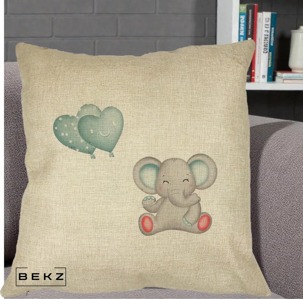 Perna Decorativa Elefant si baloane in forma de inimioare, 40x40 cm, Crem, Husa Detasabila, Perna Inclusa, BEKZ®