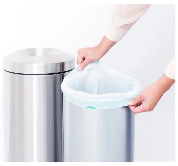 Coș de gunoi argintiu mat din oțel 30 l Flame Guard – Brabantia