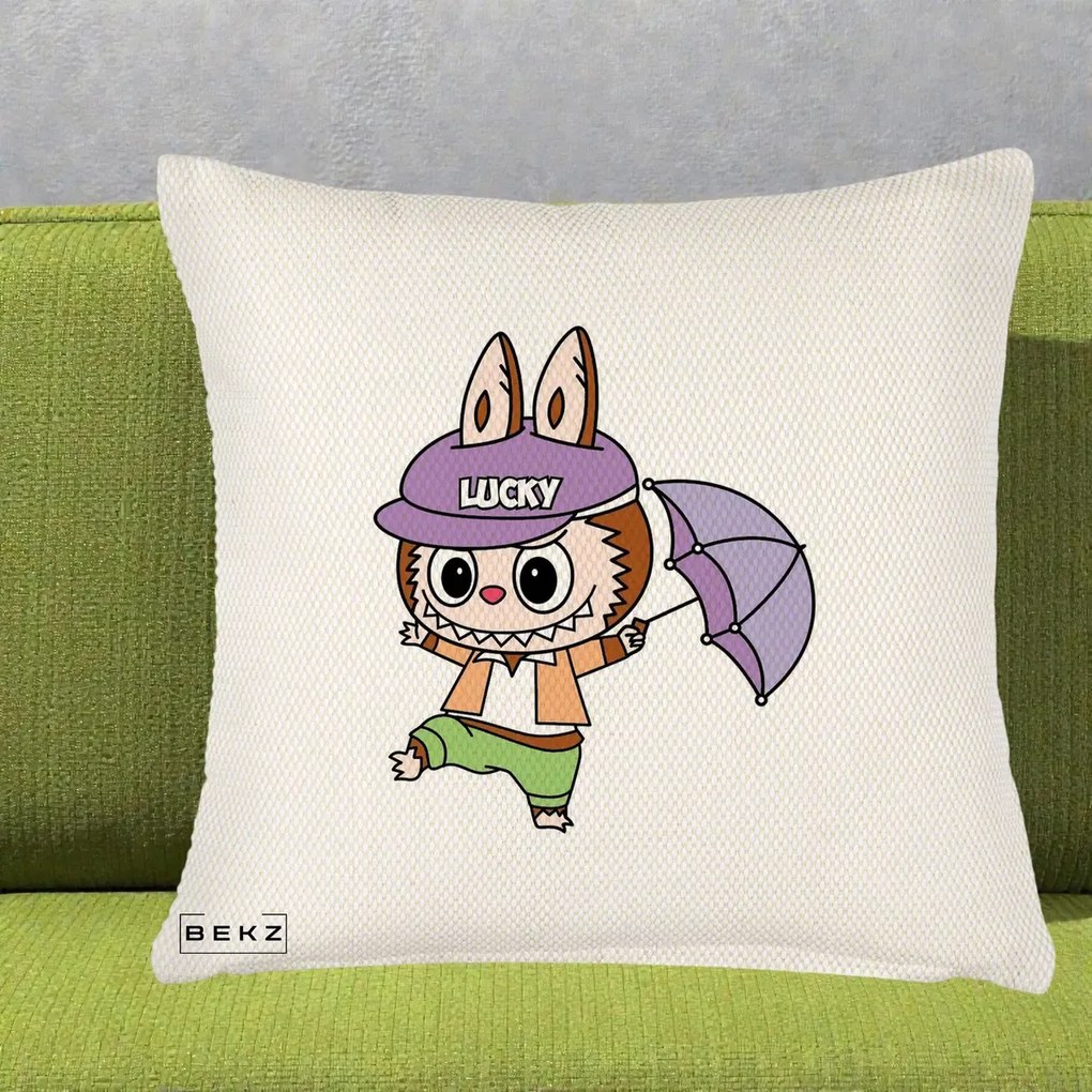 Perna Personalizata Labubu Lucky cu Umbrela, 40x40 cm, Crem Reliefat, Husa Detasabila, Perna Inclusa, BEKZ®