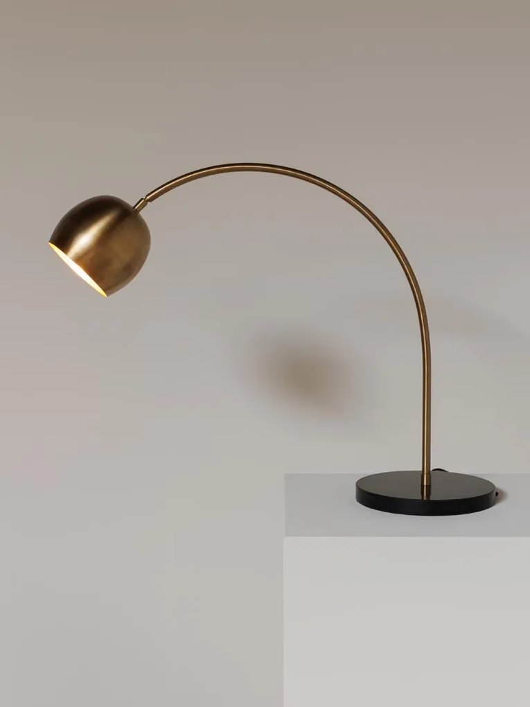 Lampa de masa, auriu, din metal, Decalee