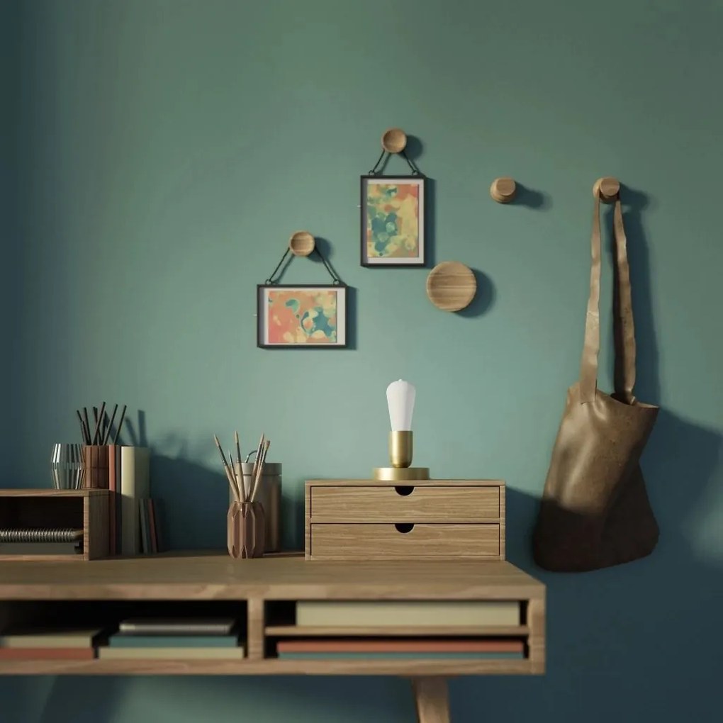 Veioza minimalista din alama Sputnik