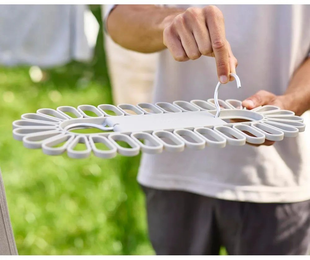 Uscător de rufe bej suspendat Petal – Joseph Joseph