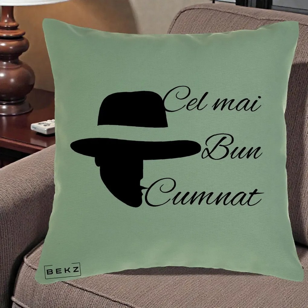 Cadou pentru Cumnat - Perna Personalizata Cel mai Bun Cumnat cu Silueta Palarie, 40x40 cm, Verde, Husa Detasabila, Perna Inclusa, BEKZ®