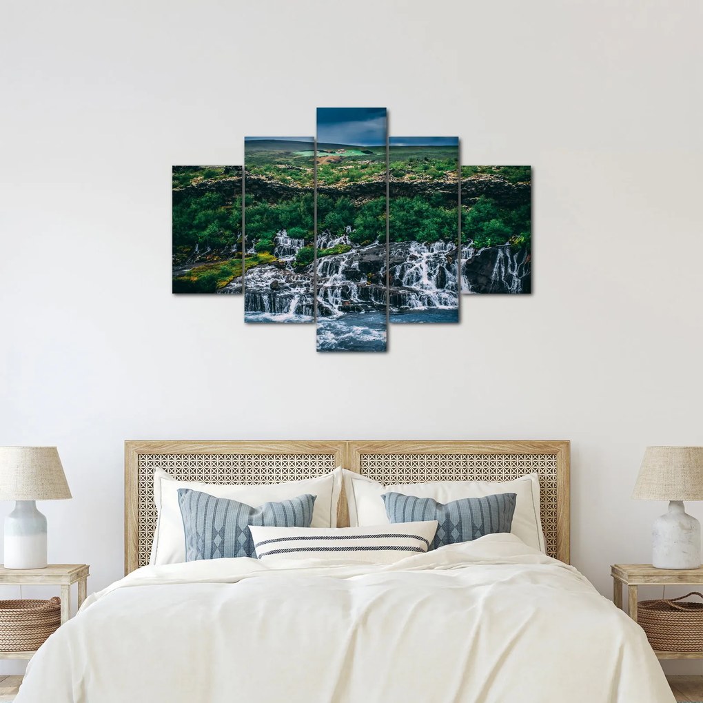 Tablou cu cascade în natură (150x105 cm)