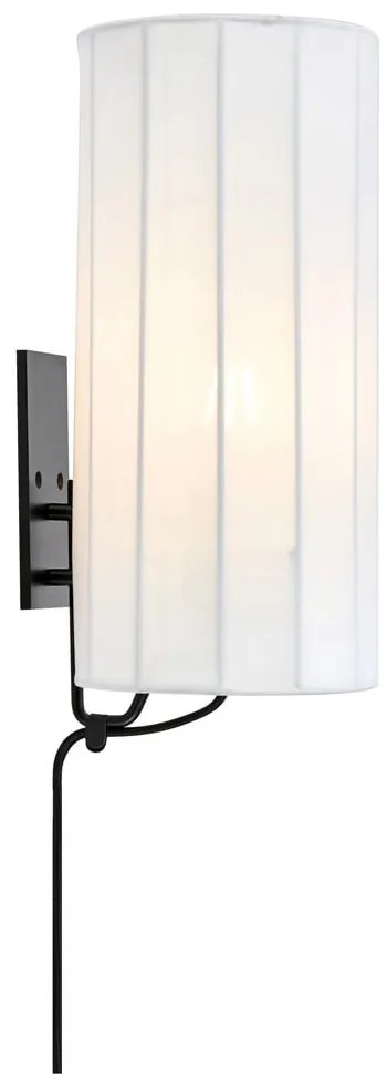 Aplică de perete alb-negru cu alimentare la priză Hikari – Markslöjd