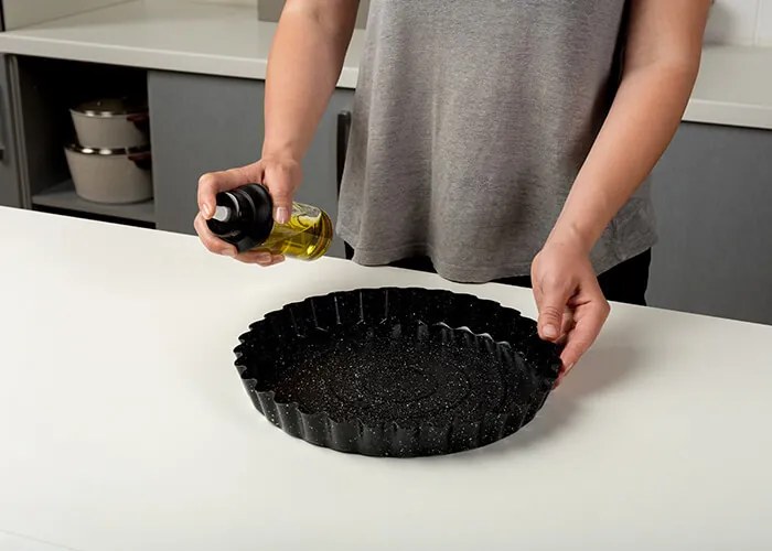 Forma tarta 28 cm cu margini ondulate si invelis stone antiaderent Nature NAVA NV 103 159