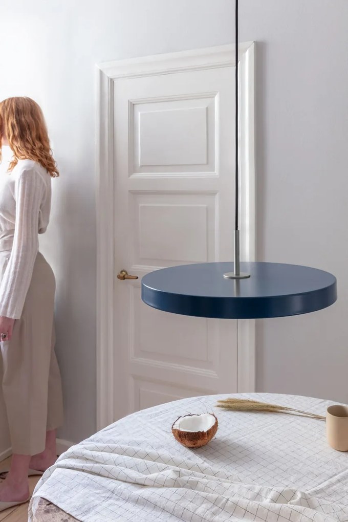 Lustra LED design scandinav Asteria medium - petrol blue/ auriu