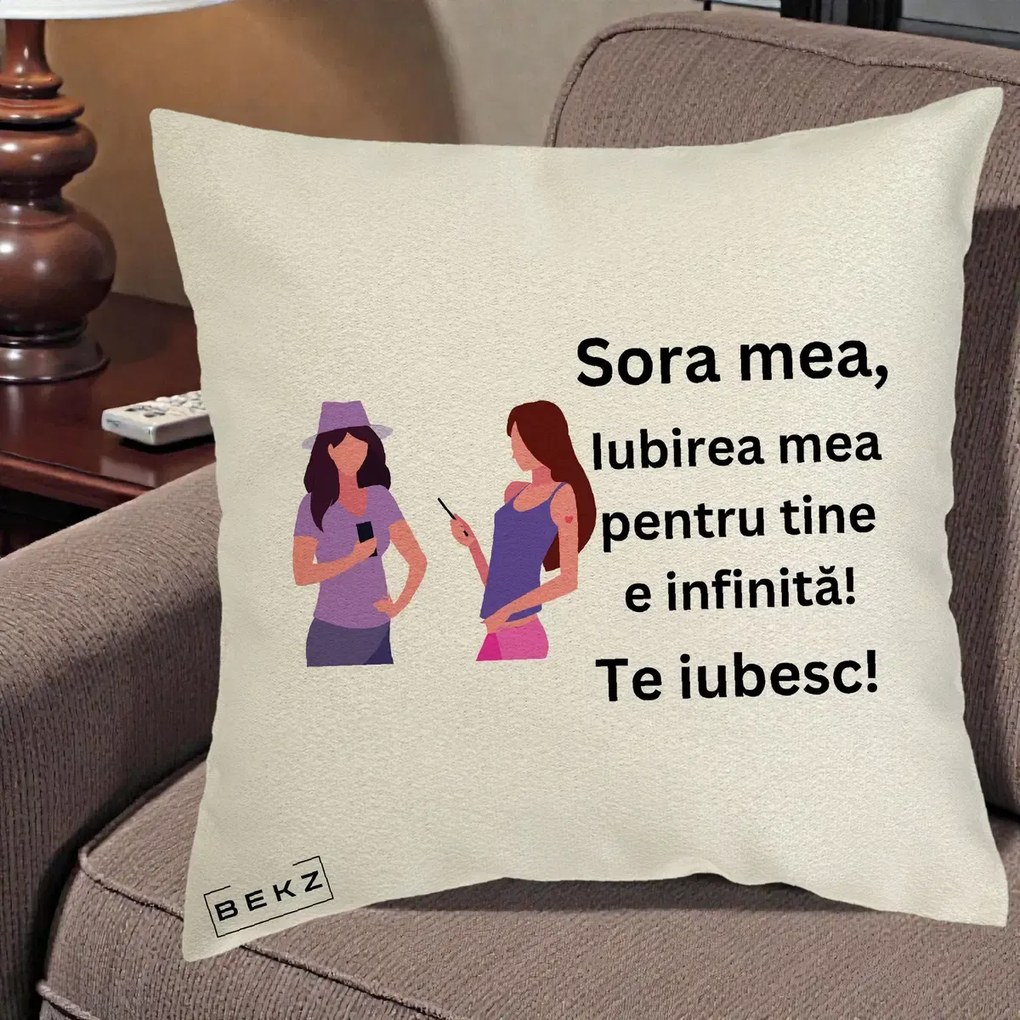 Cadou pentru Sora - Perna Personalizata Sora Mea Te Iubesc Doua Fete cu Telefoane, 40x40 cm, Ecru, Husa Detasabila, Perna Inclusa, BEKZ®