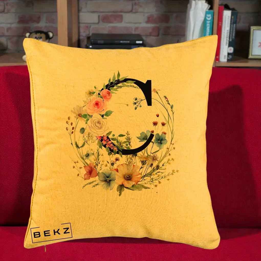 Cadou Personalizat - Perna Personalizata Monogram Litera C cu Flori Acuarela, 40x40 cm, Galben, Husa Detasabila, Perna Inclusa, BEKZ®