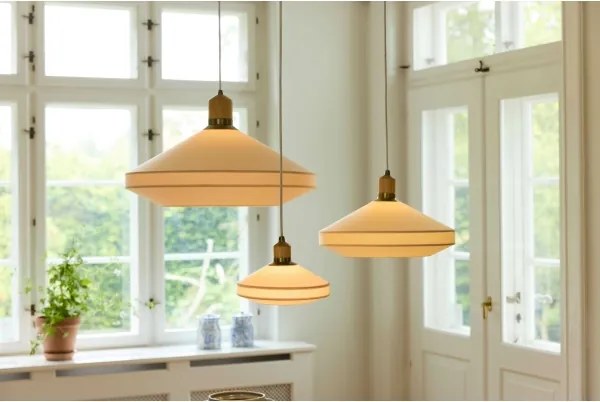 Halo Design 744305-Lustră suspendată pe cablu PARIS 1xE27/40W/230V Ø 56 cm crem./alamă/stejar