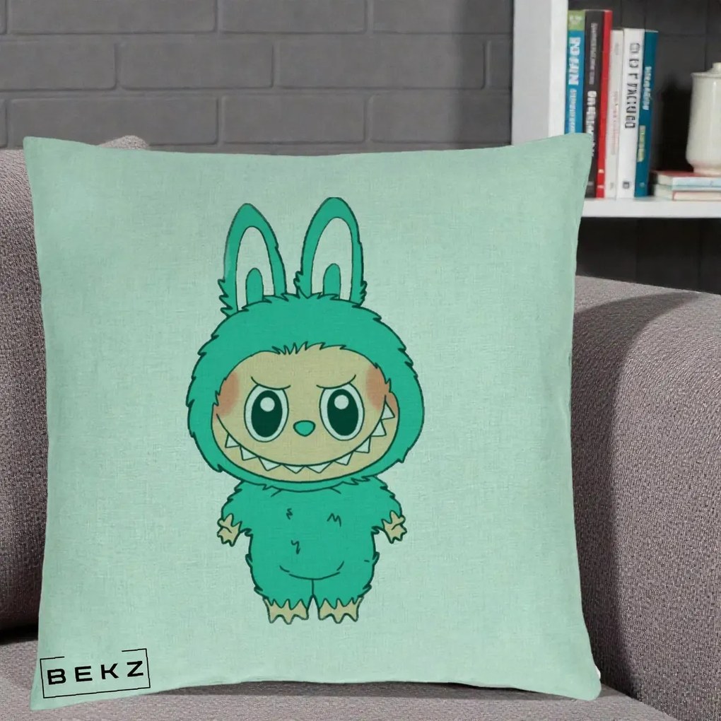 Perna Personalizata Labubu Turcoaz, 40x40 cm, Verde Menta, Husa Detasabila, Perna Inclusa, BEKZ®