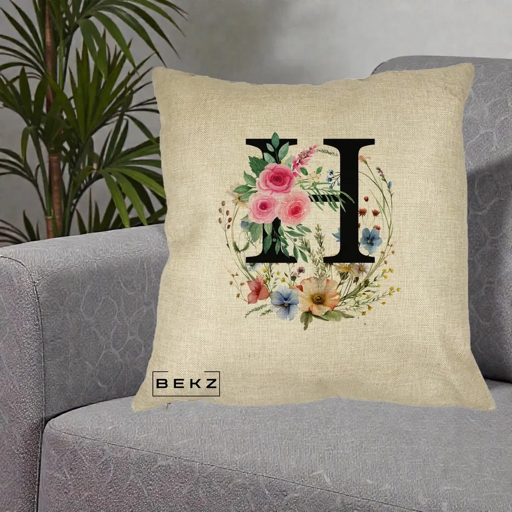 Cadou Personalizat - Perna Personalizata Monogram Litera H cu Flori Acuarela, 40x40 cm, Crem, Husa Detasabila, Perna Inclusa, BEKZ®