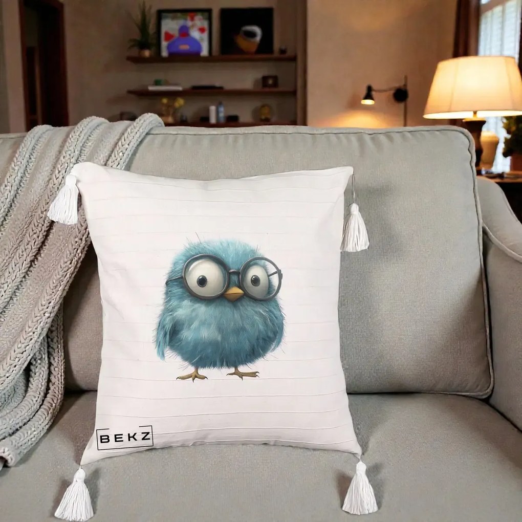 Perna Decorativa Pui Pufos Teal cu Ochelari, 40x40 cm, Bej cu Franjuri, Husa Detasabila, Perna Inclusa, BEKZ®