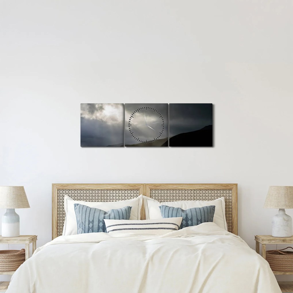 Tablou cu furtuna în apropiere (cu ceas) (90x30 cm)