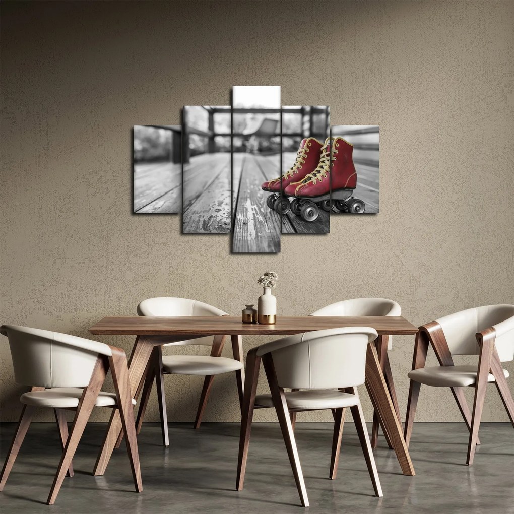 Tablou cu pantofi cu role vechi roșii (150x105 cm)