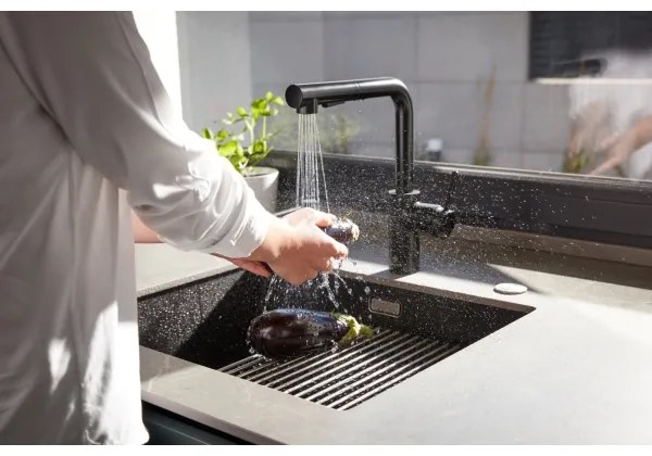 Baterie de chiuvetă cu cap de duș extractibil KFA Armatura 6623-110-81 DUERO BASIC negru mat