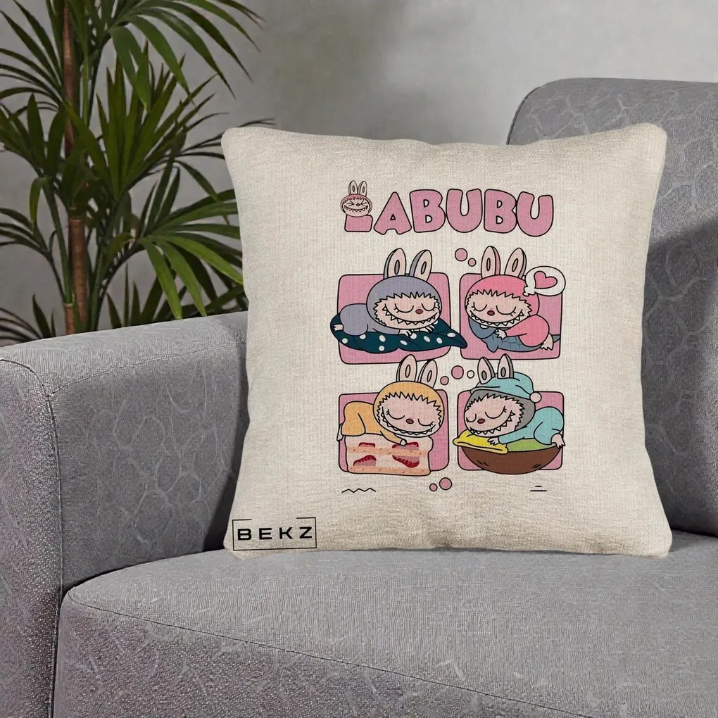 Perna Personalizata Labubu Sleeping Quad Grid, 40x40 cm, Bej Canapea, Husa Detasabila, Perna Inclusa, BEKZ®