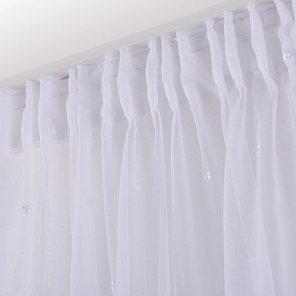 Draperie cu banda