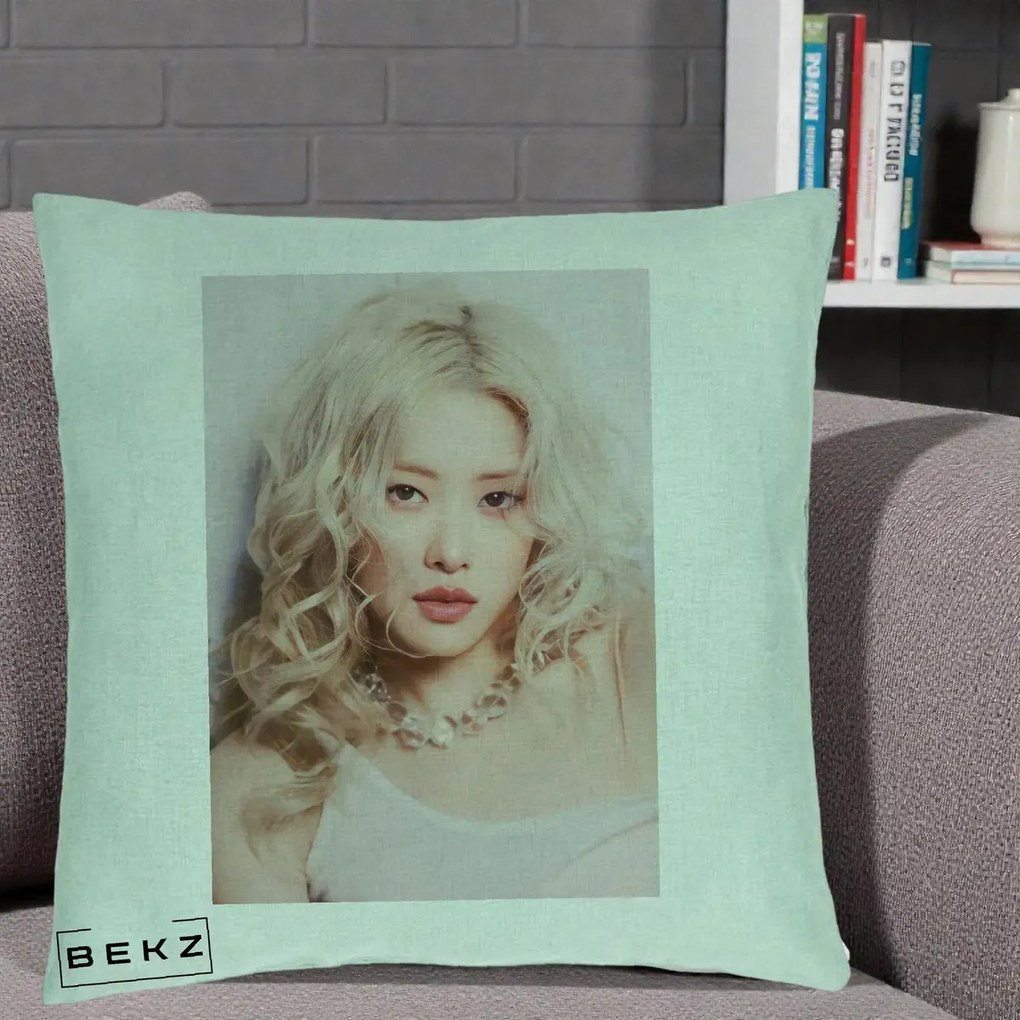 Perna Personalizata K-pop BLACKPINK Rose, 40x40 cm, Verde Menta, Husa Detasabila, Perna Inclusa, BEKZ®