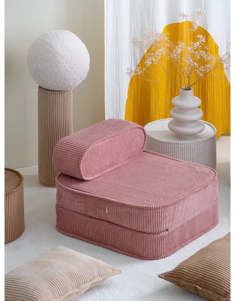 Fotoliu de copii roz cu tapițerie din catifea reiată Flip – Wigiwama