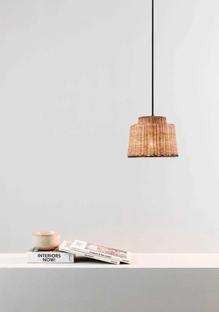 Lustra / Pendul suspendat design natural din ratan SAIPAN 22,5cm