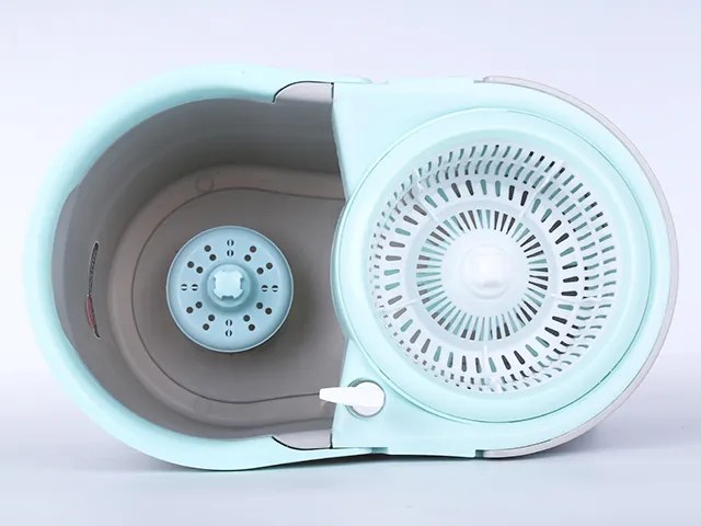 Set curatenie, galeata cu centrifuga si 2 rezerve mop rotativ 2 cm