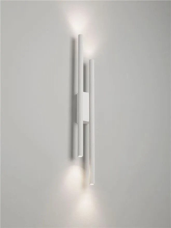 Aplica LED iluminat ambiental BRILLIA alba