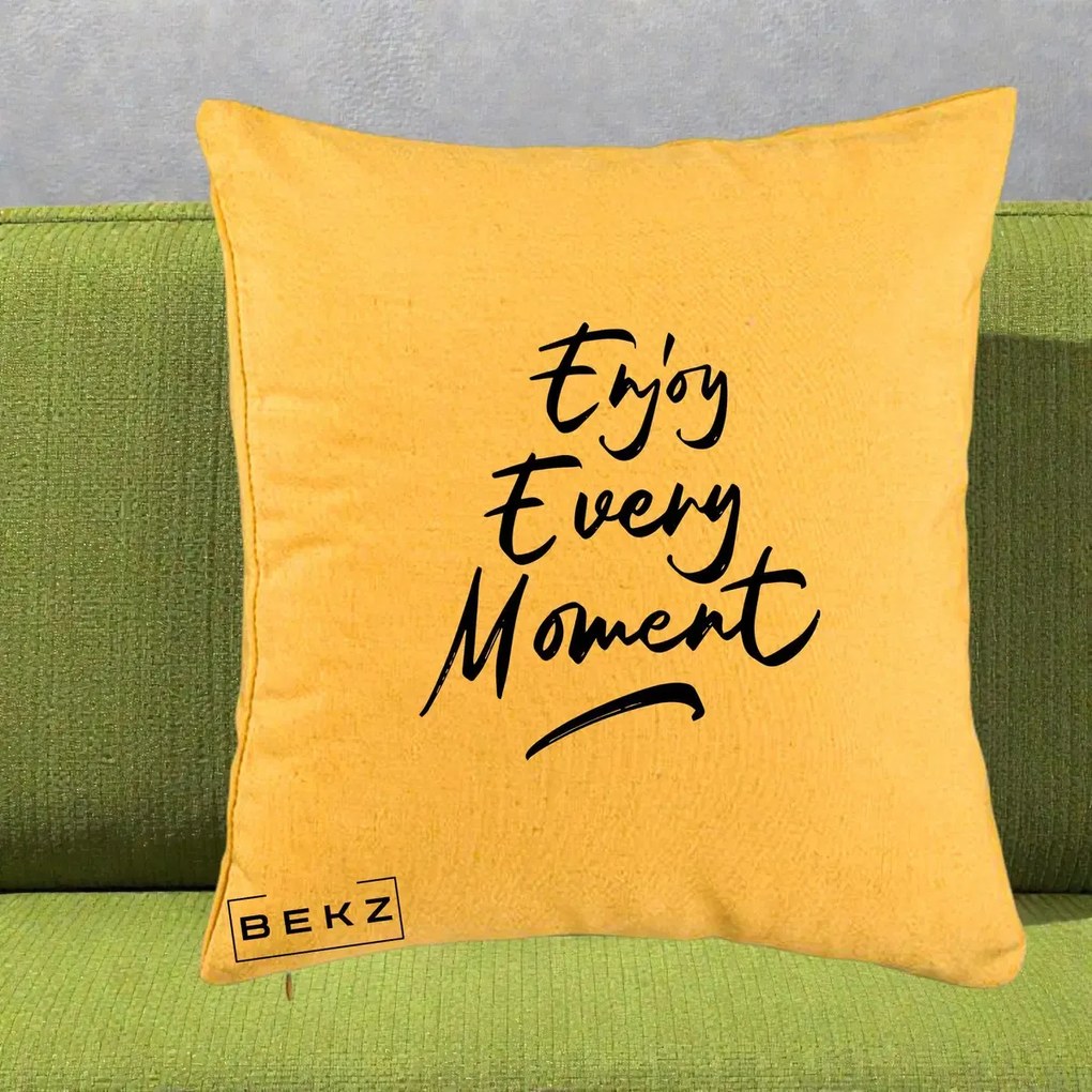 Perna Decorativa Enjoy Every Moment, 40x40 cm, Galben, Husa Detasabila, Perna Inclusa, BEKZ®