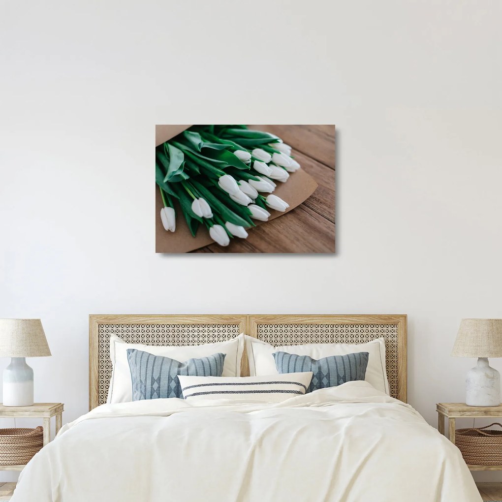 Tablou pe sticlă cu buchet de lalele albe (70x50 cm)