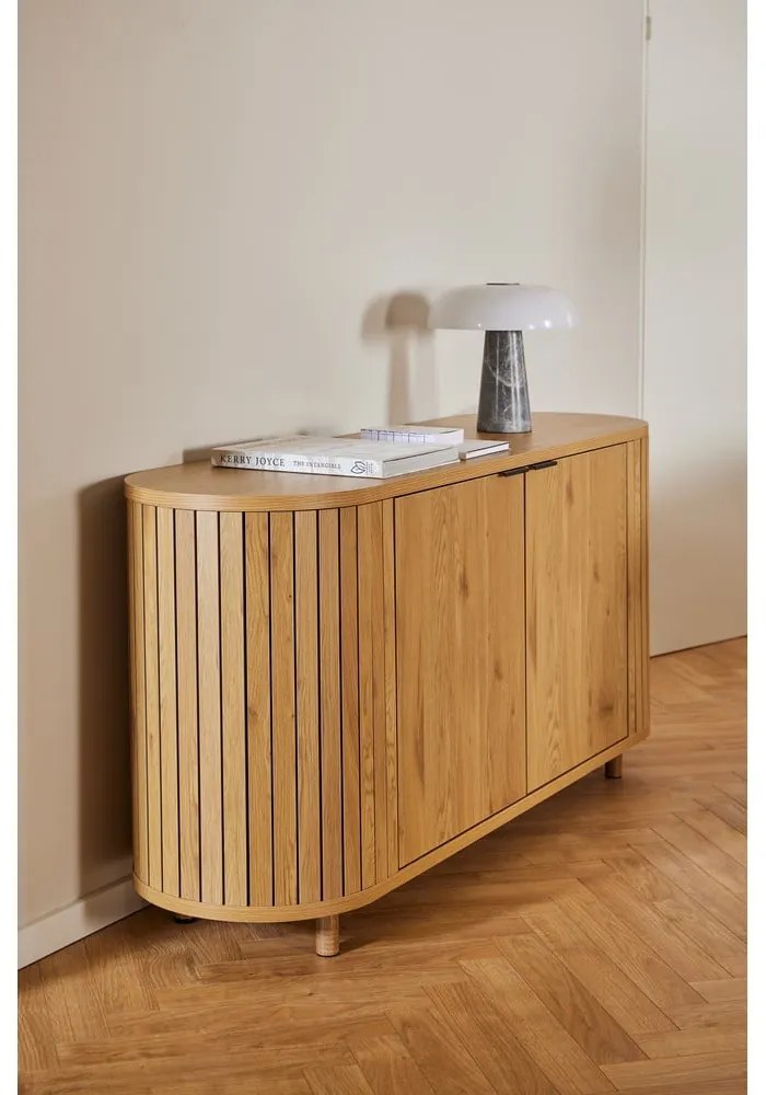 Comodă în culoare naturală cu aspect de lemn de stejar 160x80x45 cm Colima – Actona