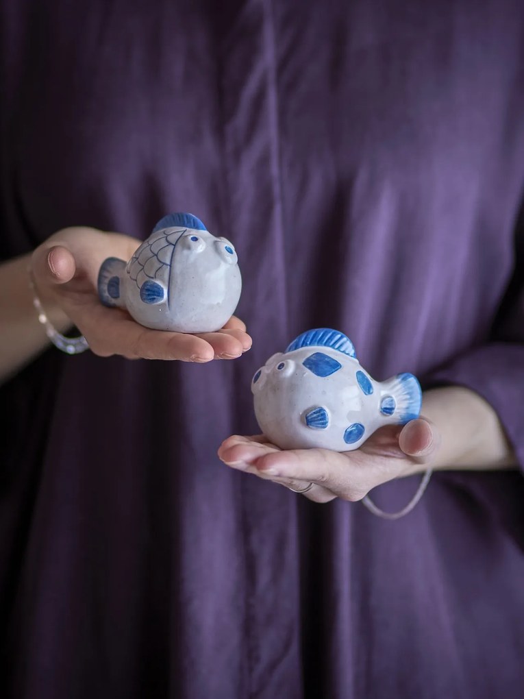 Set solniță și pipernița din ceramică albastră în formă de pești pictați manual, 9,5×6,5×9 cm, „Fugu"