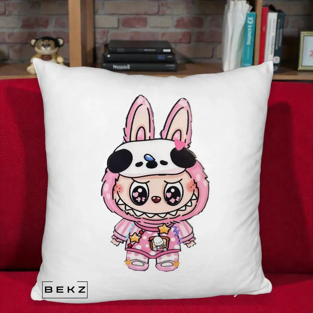 Perna Personalizata Labubu Panda-Bunny Roz, 40x40 cm, Alb Pufos, Husa Detasabila, Perna Inclusa, BEKZ®