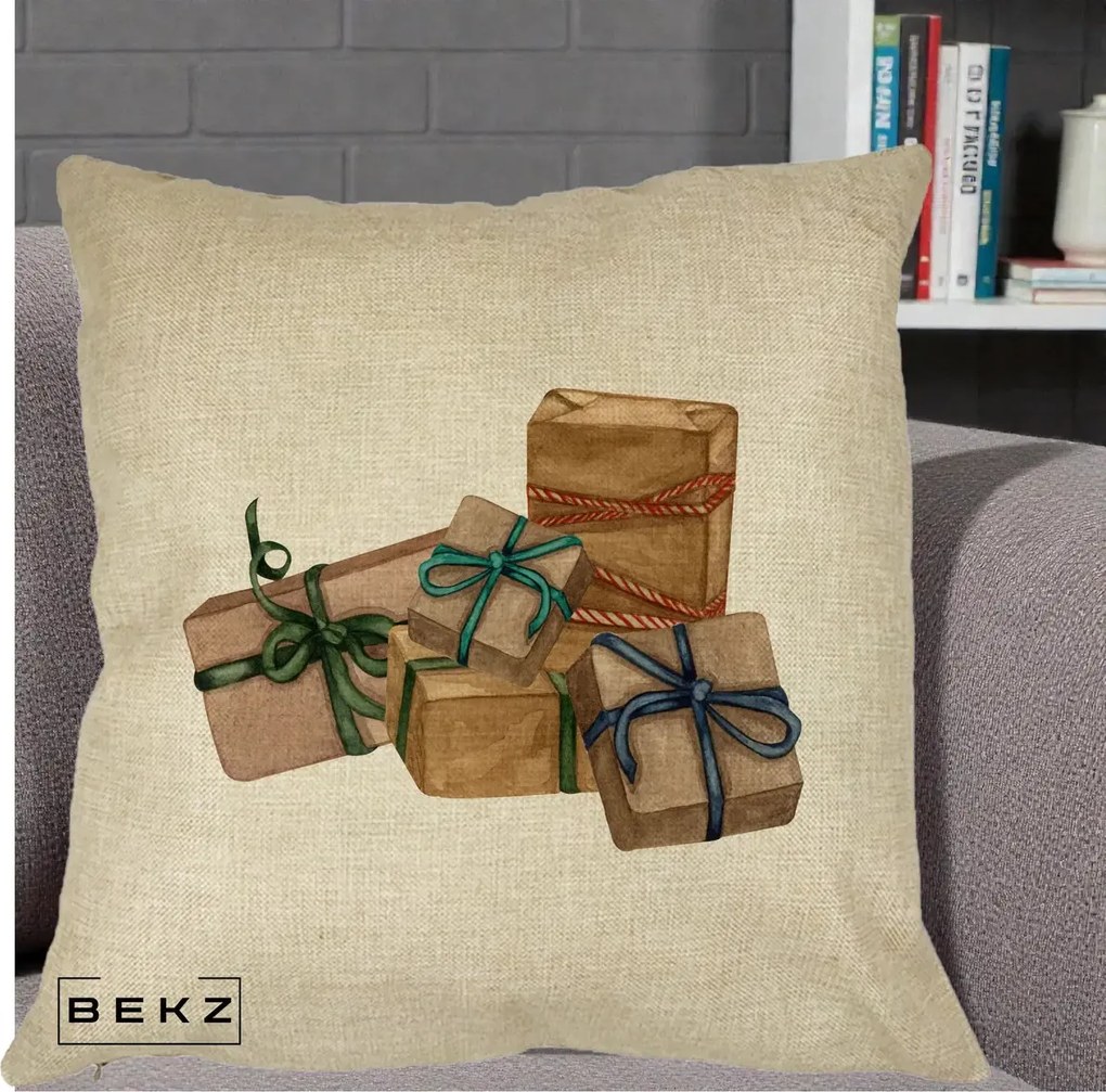 Perna Decorativa Cadouri de Craciun Kraft, 40x40 cm, Crem, Husa Detasabila, Perna Inclusa, BEKZ®