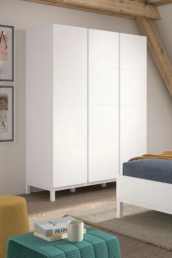 Set Complet Cameră Copii EVA: Pătuț Transformabil 70x140 cm, Comodă cu 3 Sertare, Masă de Înfășat și Dulap 3 Uși, Alb – Vipack