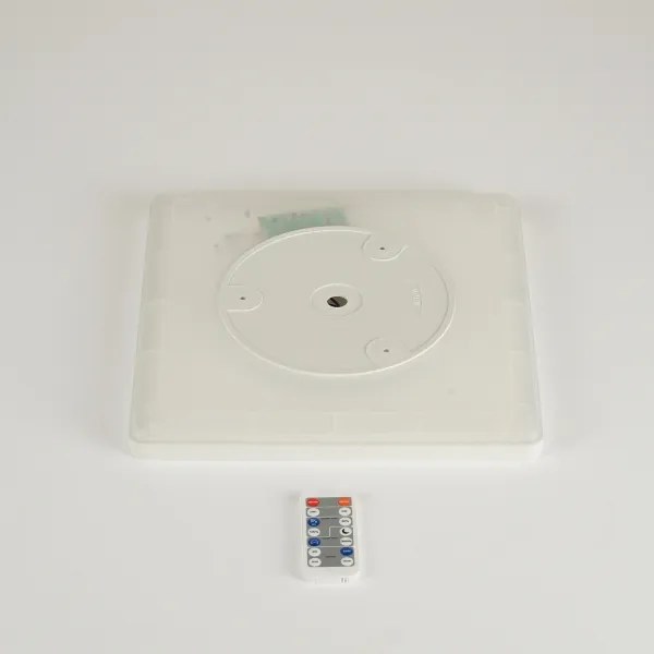 Plafonieră LED dimabilă cu senzor de mișcare ULTRA SLIM LED/18W/230V 30x30 cm + telecomandă